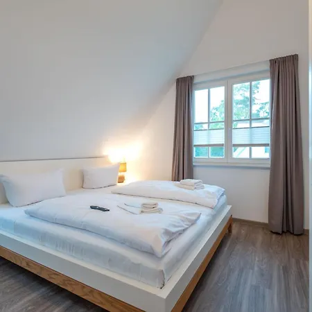 Libelle Mit Sauna بيت للعطل *